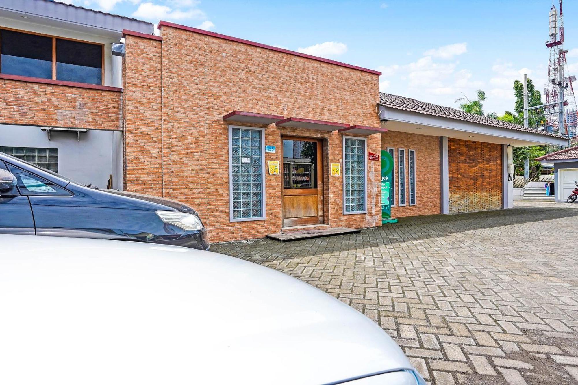 סוראבאיה Capital O 90888 Bintang Diponggo Residence מראה חיצוני תמונה